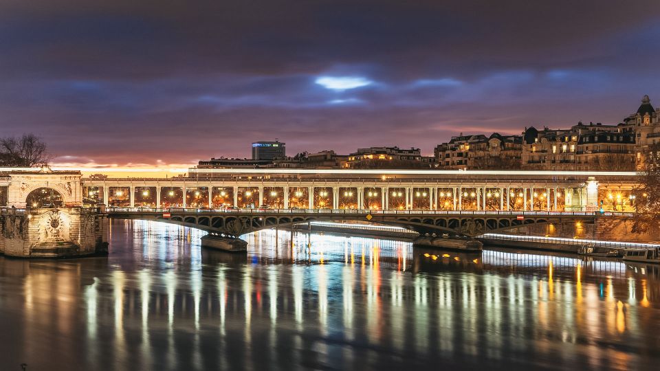 Paris: Illuminated Evening River Cruise & Waffle Tasting - Who this cruise and waffle stop is best for