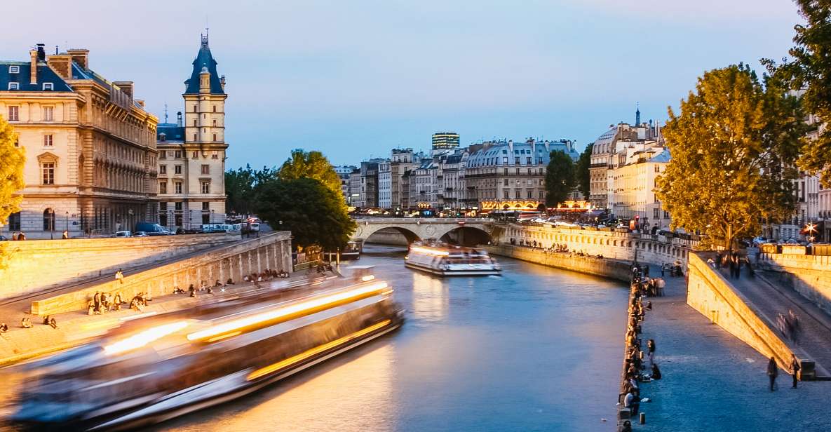 Paris: Illuminated Evening River Cruise & Waffle Tasting - Port de la Bourdonnais: the easiest starting line for a night in Paris