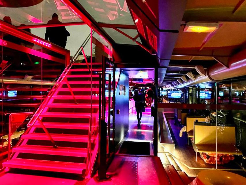 Paris: Illuminated Evening River Cruise & Waffle Tasting - Logistics that can make or break the night