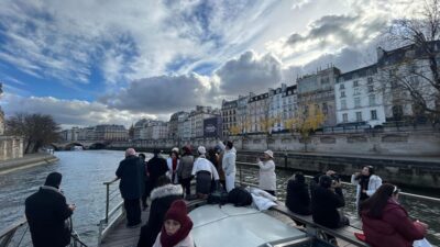Paris: Illuminations River Cruise with Audio Commentary - The 1-Hour Cruise Plan: A Fast Loop That Packs the Best Hits