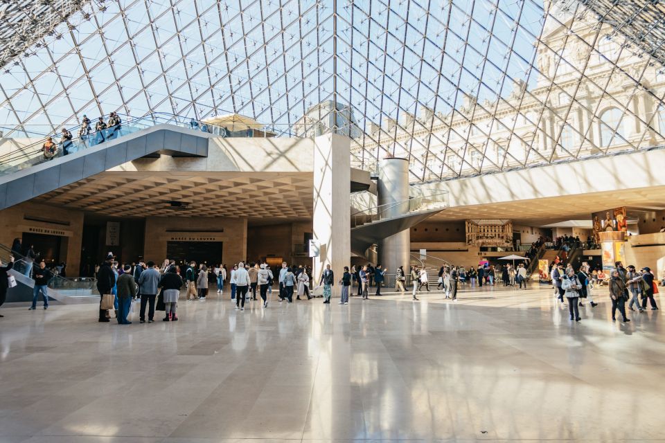 Paris: Louvre Museum Entry Ticket With Host and River Cruise - What to pack for Louvre entry (so security doesn’t slow you down)