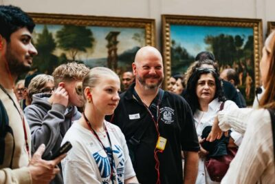 Paris: Louvre Museum Guided Tour - Skip-the-line access: faster entry, not zero waiting