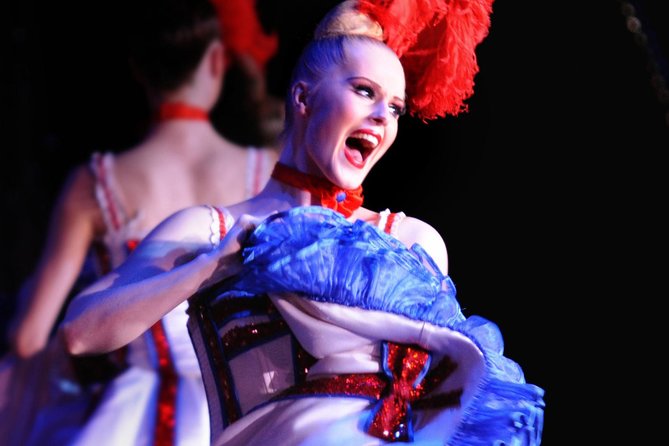 Paris Moulin Rouge Cabaret Show and Dinner - Dress code and rules: how to avoid awkward moments