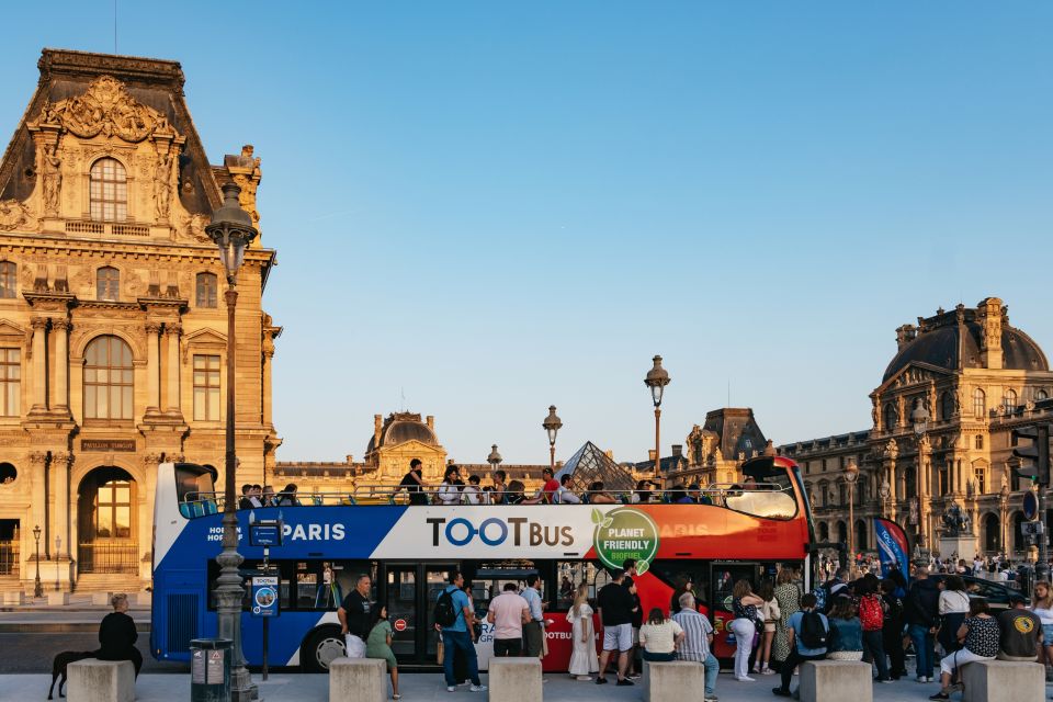 Paris: Night Bus Tour with Audioguide - Stop by Stop: What to Look For After Dark
