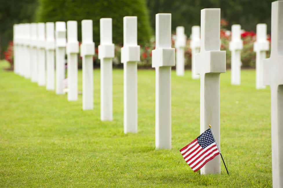 Paris: Normandy D-Day Sites Guided Day Trip with Lunch - Should You Book This Normandy D-Day Day Trip?