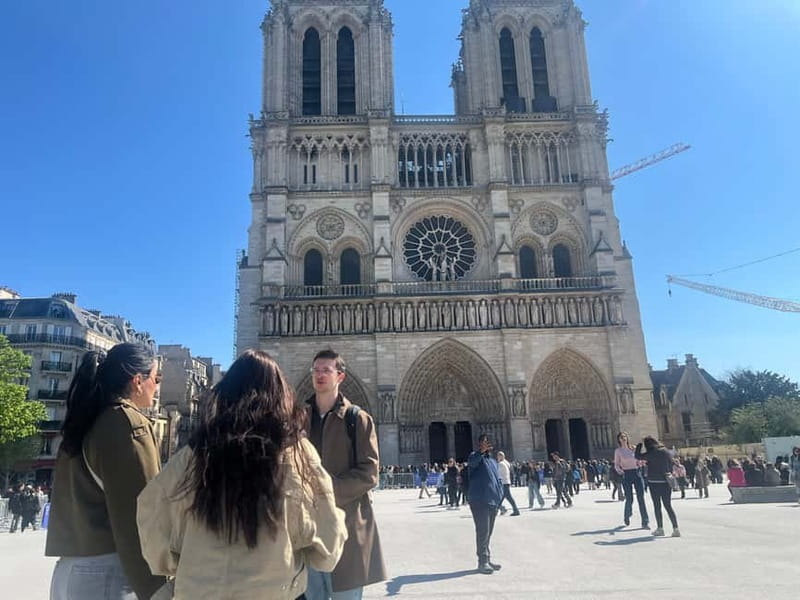 Paris: Notre-Dame Cathedral Exterior Tour & Free Entrance - Gargoyles, legends, and the kind of details you’ll spot later