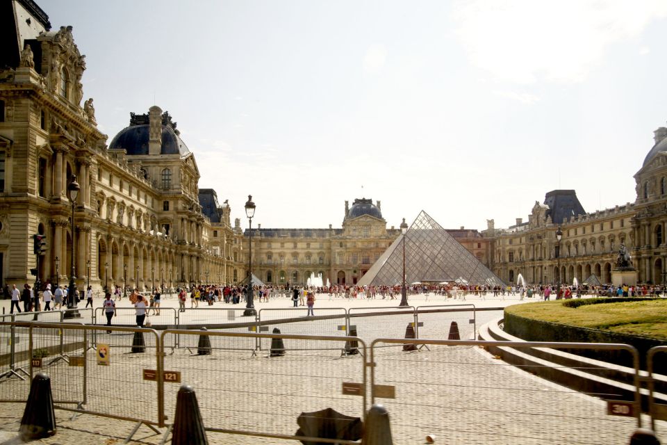 Paris: Openair Double Decker Bus Audio-Guided City Tour - Eiffel Tower from Trocadéro: the “wow, that’s it” moment