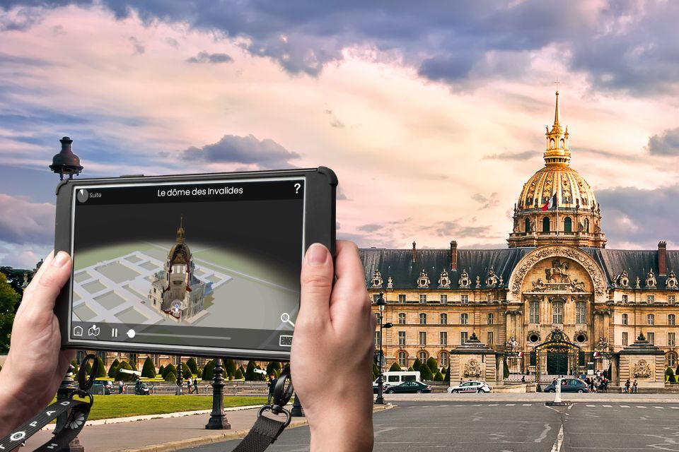 Paris: Openair Double Decker Bus Audio-Guided City Tour - Rive Gauche classics: Les Invalides, Pont Neuf, Bastille, Luxembourg