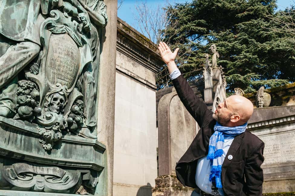 Paris: Pere Lachaise Cemetery Guided Tour - Key highlights to know before you go