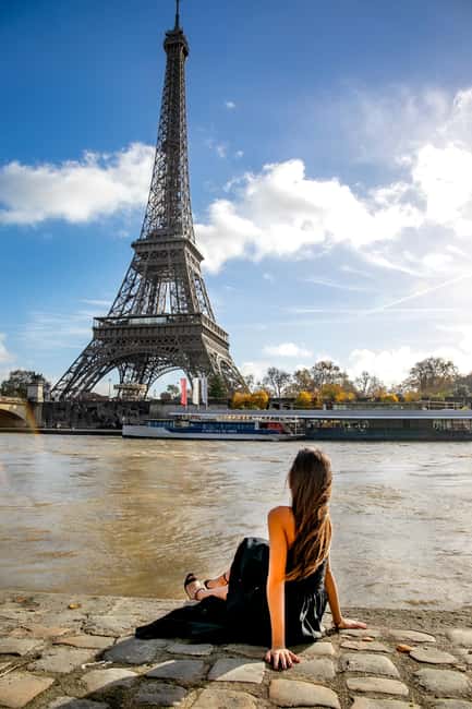 Paris: Photoshoot Around Eiffel Tower with 55 Edited Photos - Meet at Trocadéro, Not the Eiffel Ticket Line