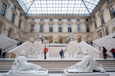 Paris: Priority Access Louvre with Host -Direct to Mona Lisa - Getting In: How the Skip-the-Line Access Works in Real Life