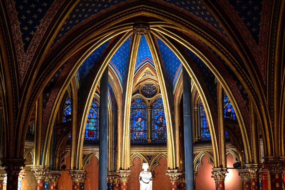 Paris: Sainte-Chapelle, Conciergerie, Notre Dame Guided Tour - Start on Île de la Cité, Where Paris Learned to Rule
