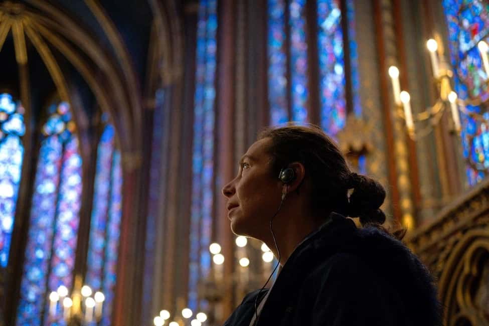 Paris: Sainte-Chapelle, Conciergerie, Notre Dame Guided Tour - Conciergerie: From Royal Palace to Revolutionary Prison Drama