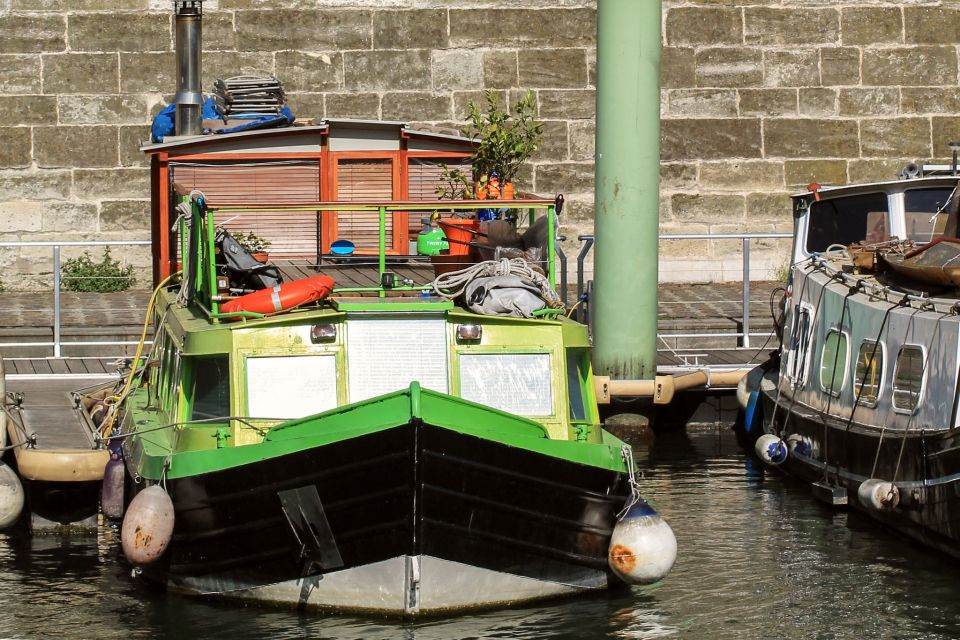 Paris: Seine River and Canal Saint-Martin Cruise - Guides and commentary: what makes the trip feel worth it