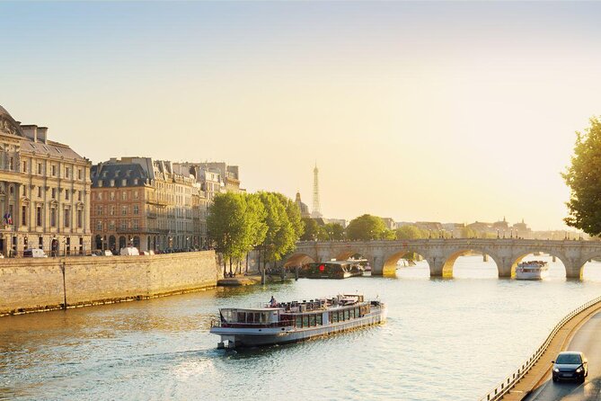 Paris Seine River Sightseeing Cruise with Commentary by Bateaux Parisiens - Key things that make this Seine cruise worth your time