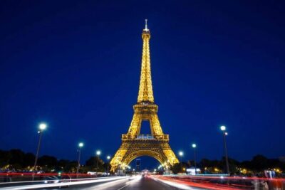 Paris Top Sights Half Day Walking Tour with a Fun Guide - Sacre Coeur Inside: What You’ll Notice More Than a Photo