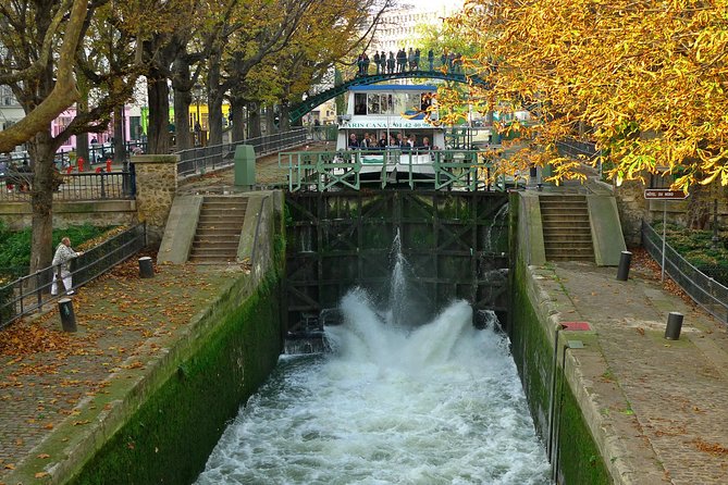 Seine River Cruise and Paris Canals Tour - The Bastille Tunnel Moment: What It Feels Like (and Where to Sit)