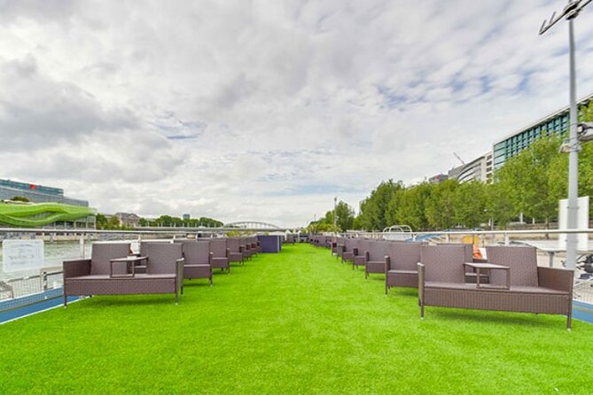 Seine River Dinner Cruise with Live Singer by VIP Yacht de Paris - Key Highlights You’ll Care About