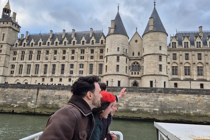 Seine River Sightseeing Guided Cruise by Vedettes du Pont Neuf - Price and value: what $20.90 gets you (and what it doesn’t)