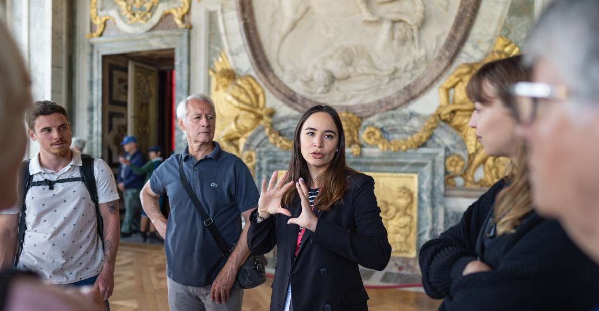 Skip-the-Line Versailles Palace Tour by Train from Paris - First look at Versailles: how the guided start shapes your whole visit