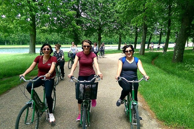 Versailles Domain Bike Tour with Palace Entry by Train from Paris - Palace time at your pace: entry included, plus audio help