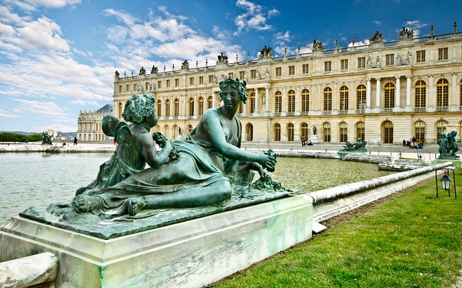 Versailles Palace and Gardens Half Day Guided Tour from Paris - The Hall of Mirrors: The Room Everyone Understands, With a Guide’s Help