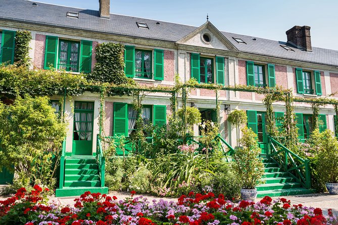 Versailles Palace and Giverny Monet House Visit with Lunch - The Clos Normand walk: the Japanese bridge moment