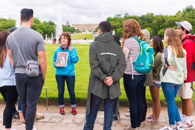 Versailles Palace Bike Tour with Market & Marie-Antoinette hamlet - The Trianons: why the summer retreat chapter matters